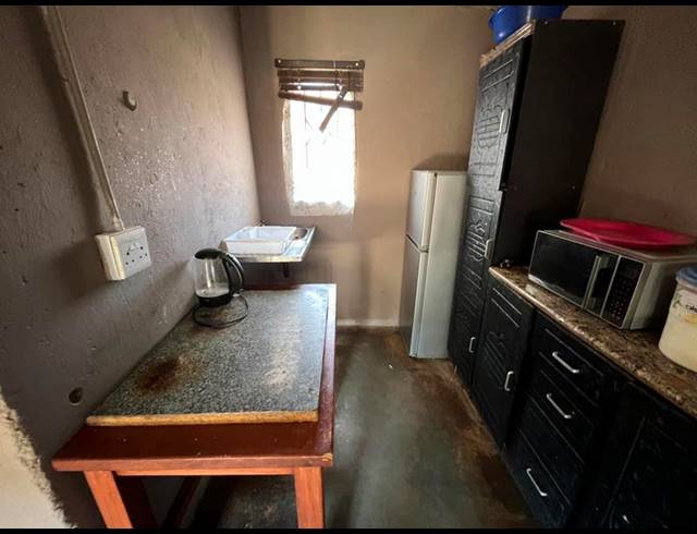 5 BEDROOM HOUSE FOR SALE IN SOSHANGUVE M